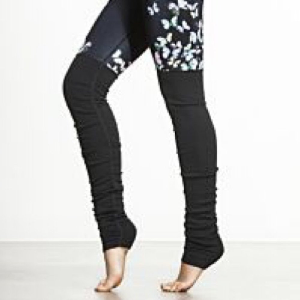 ALO Yoga Goddess Butterfly Leggings Size S